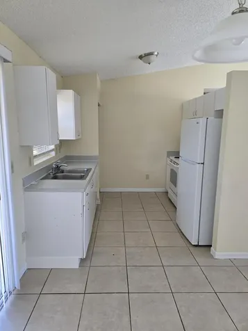 324 Nw Hogan Street Port Saint Lucie FL 34983