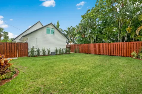 9200 Se Olympus Street Hobe Sound FL 33455