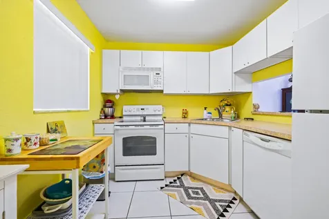 12016 Greenway Circle Royal Palm Beach FL 33411
