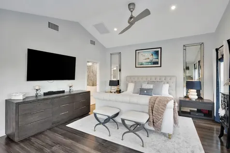 19 Cambria Road Palm Beach Gardens FL 33418