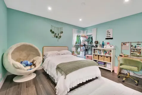 19 Cambria Road Palm Beach Gardens FL 33418