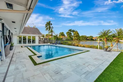 19 Cambria Road Palm Beach Gardens FL 33418