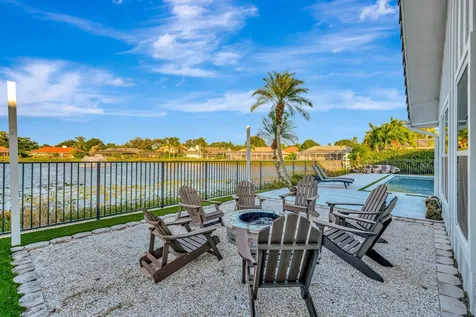 19 Cambria Road Palm Beach Gardens FL 33418