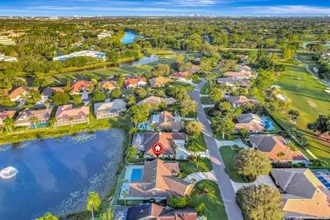 19 Cambria Road Palm Beach Gardens FL 33418