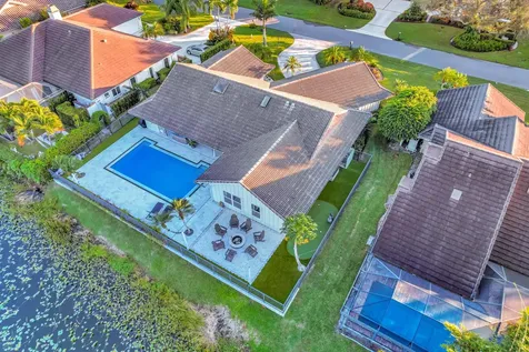 19 Cambria Road Palm Beach Gardens FL 33418