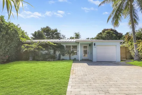 376 SW 2nd Street Boca Raton FL 33432