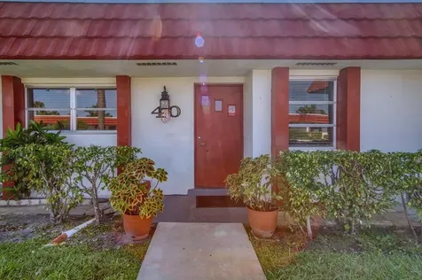 5800 Fernley Drive West Palm Beach FL 33415