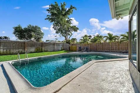 4193 Hyacinth Circle Palm Beach Gardens FL 33410