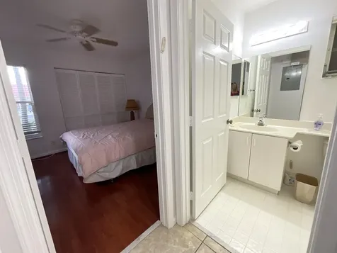 5570 Royal Lake Circle Boynton Beach FL 33437