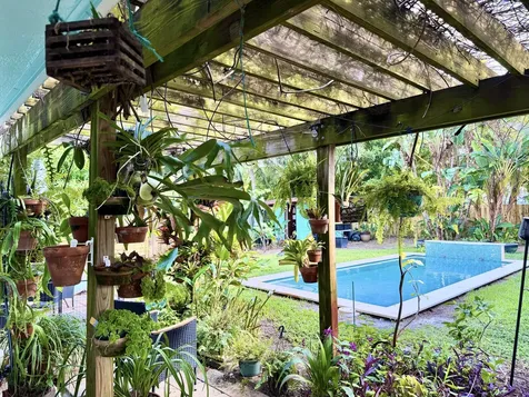 376 Sw 2nd Street Boca Raton FL 33432