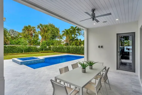 245 Alhambra Place West Palm Beach FL 33405