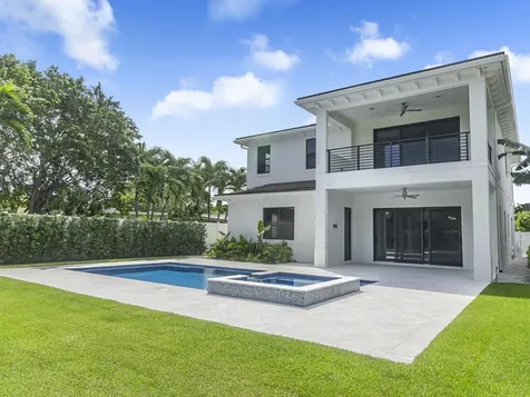 245 Alhambra Place West Palm Beach FL 33405