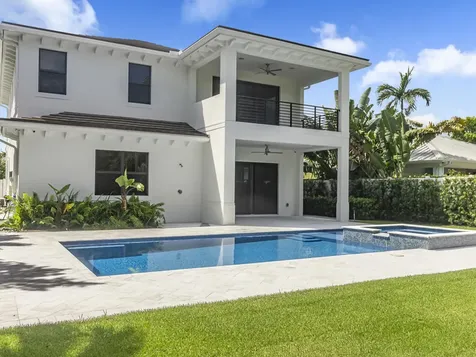 245 Alhambra Place West Palm Beach FL 33405