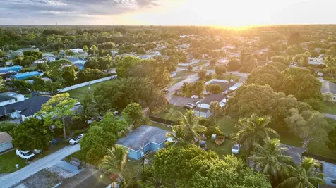 3927 Allison Court Lake Worth FL 33461