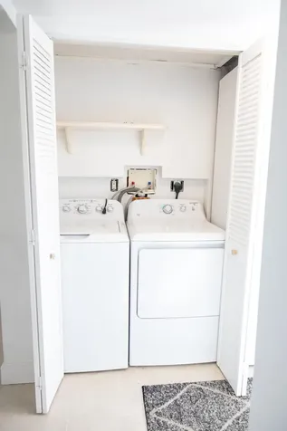 141 West Court Royal Palm Beach FL 33411