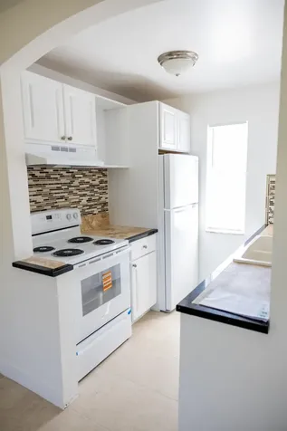 141 West Court Royal Palm Beach FL 33411