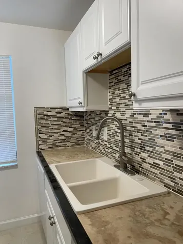 141 West Court Royal Palm Beach FL 33411