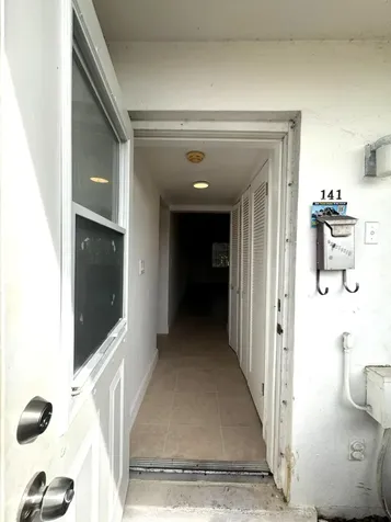 141 West Court Royal Palm Beach FL 33411