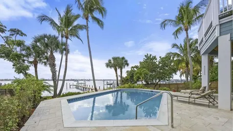 1009 Nw Terrace Road Stuart FL 34994