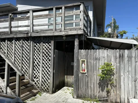 1025-1027 NE 16 Terrace Fort Lauderdale FL 33304