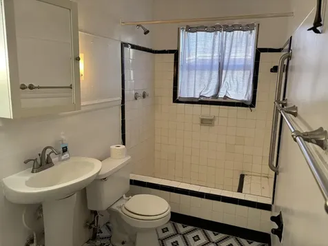1025-1027 NE 16 Terrace Fort Lauderdale FL 33304