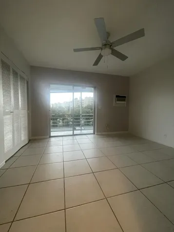 354 Norwich O West Palm Beach FL 33417