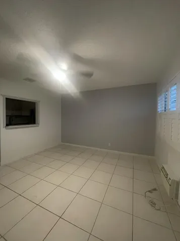 354 Norwich O West Palm Beach FL 33417