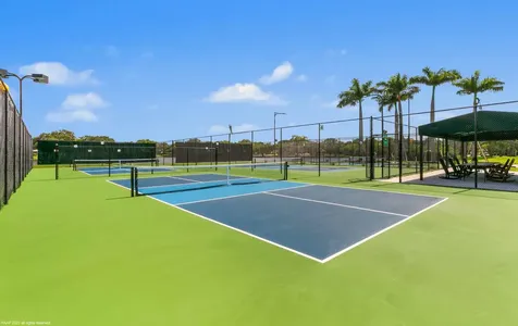 23 Lexington Lane Palm Beach Gardens FL 33418