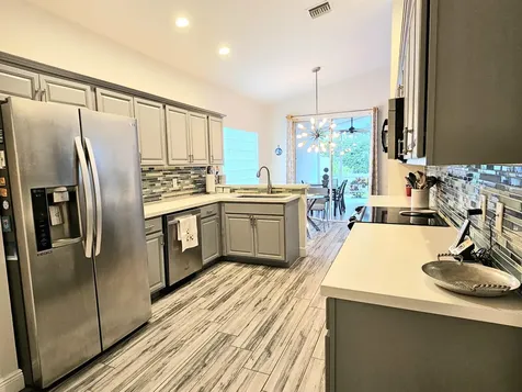 9825 Mantova Drive Lake Worth FL 33467