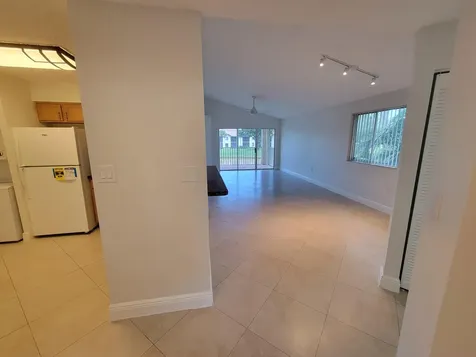 4208 Glenmoor Drive West Palm Beach FL 33409