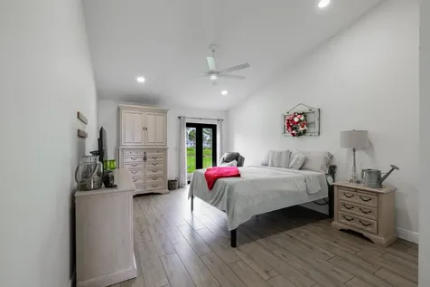 5871 Nw Corso Court Port Saint Lucie FL 34986