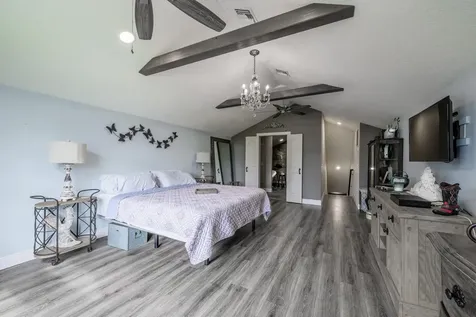 5871 Nw Corso Court Port Saint Lucie FL 34986