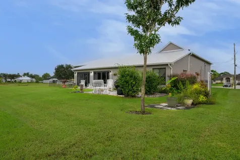 5871 Nw Corso Court Port Saint Lucie FL 34986