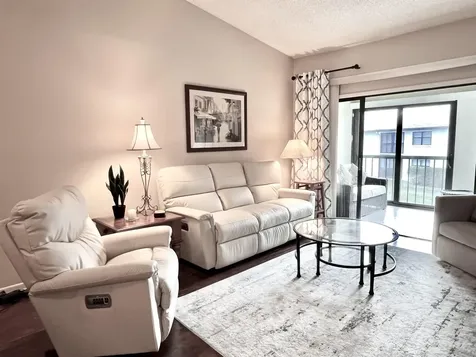 3328 Lucerne Park Drive Greenacres FL 33467