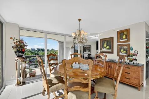 1900 Consulate Place West Palm Beach FL 33401
