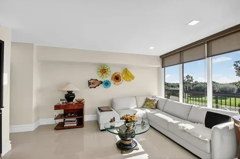 1900 Consulate Place West Palm Beach FL 33401