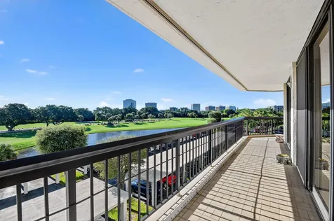 1900 Consulate Place West Palm Beach FL 33401
