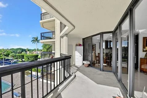 1900 Consulate Place West Palm Beach FL 33401