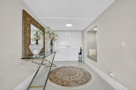 1900 Consulate Place West Palm Beach FL 33401