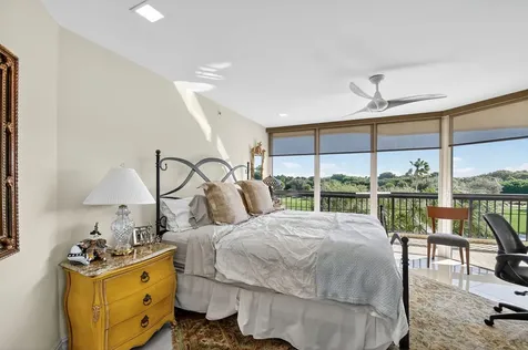 1900 Consulate Place West Palm Beach FL 33401