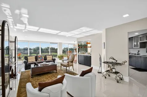 1900 Consulate Place West Palm Beach FL 33401