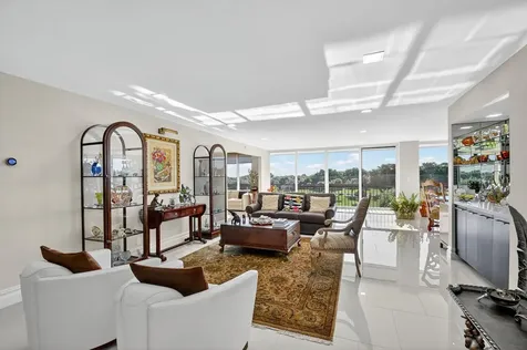 1900 Consulate Place West Palm Beach FL 33401