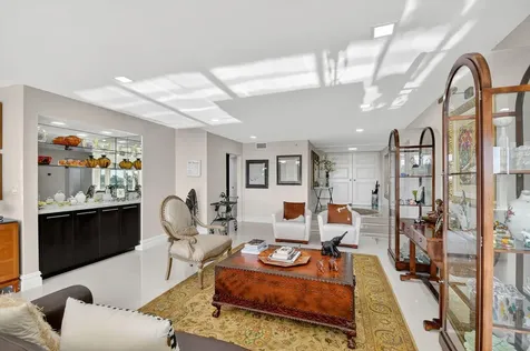 1900 Consulate Place West Palm Beach FL 33401