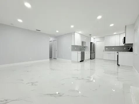 512 Aspen Road West Palm Beach FL 33409