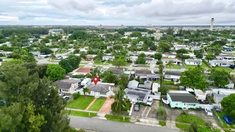 512 Aspen Road West Palm Beach FL 33409