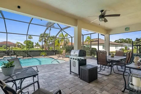 6234 Arcadia Square Vero Beach FL 32966