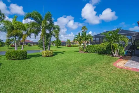 6234 Arcadia Square Vero Beach FL 32966