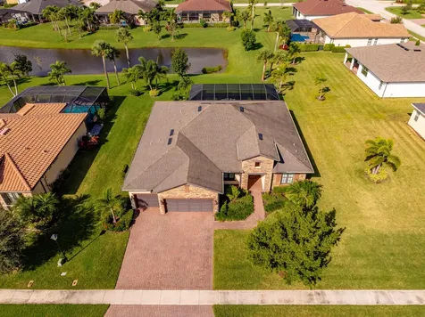 6234 Arcadia Square Vero Beach FL 32966