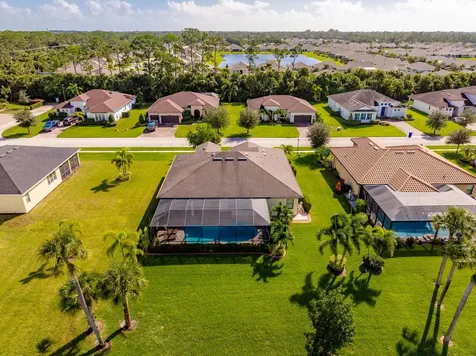 6234 Arcadia Square Vero Beach FL 32966