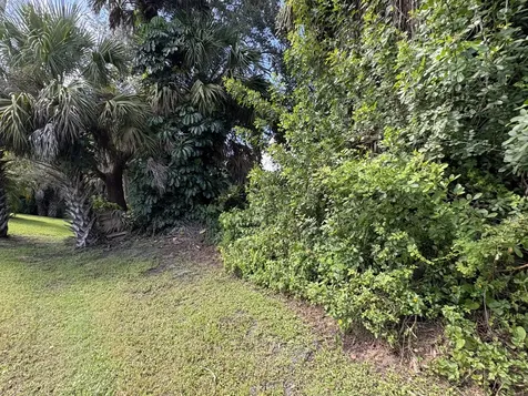 Tbd Santa Clara Boulevard Lakewood Park FL 34951